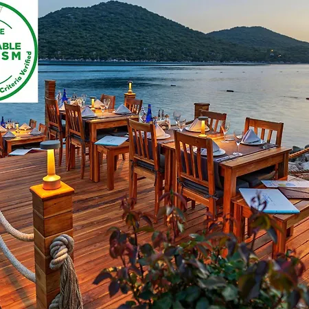 Doria Yacht Club Отель Каш