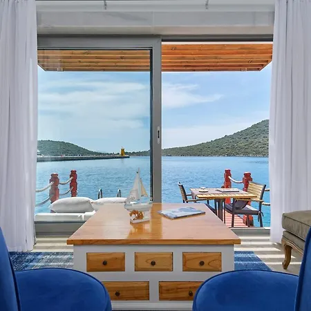 Hotel Doria Yacht Club 4*