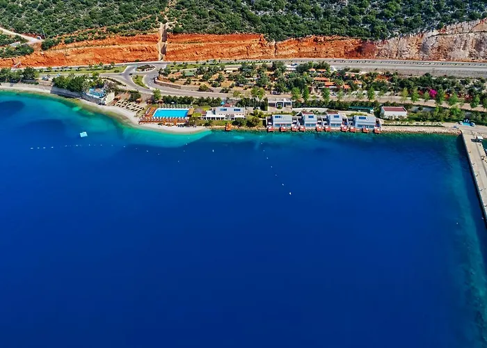 Hotel Doria Yacht Club 4*