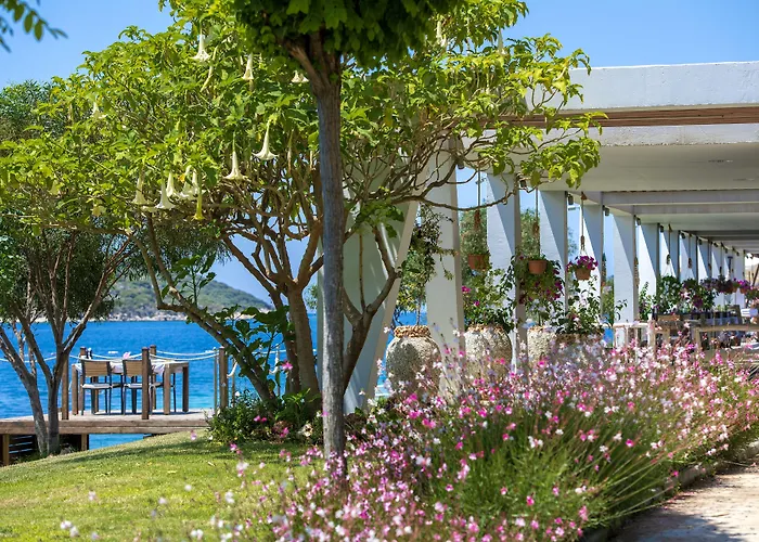 Doria Yacht Club 4*