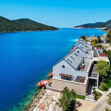 Doria Yacht Club Hotell