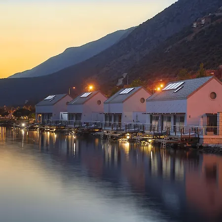Doria Yacht Club Hotell
