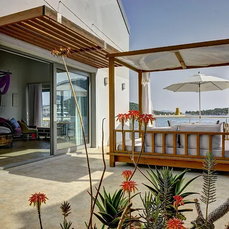 Hotell Doria Yacht Club