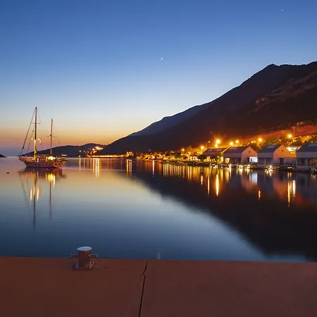 Hotell Doria Yacht Club 4*